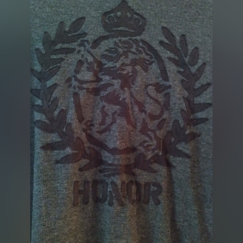 ❤️SALE ITEM Express honor shirt - Picture 2 of 6